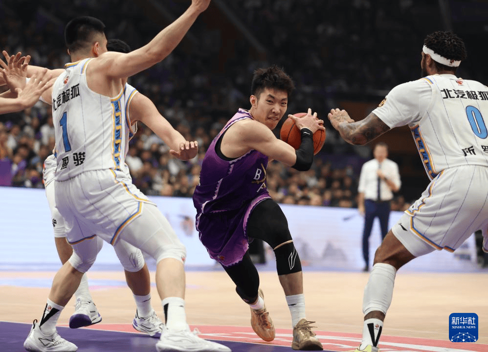 爱游戏网站入口北京首钢发布备战花絮，清晨状态回暖，CBA常规赛任务艰巨，球队文化再被提及的简单介绍