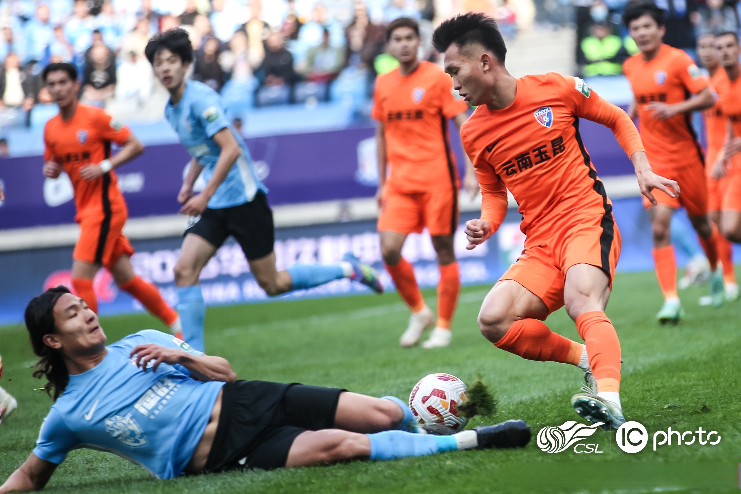 关于冲刺阶段广州队备战德甲,扳平良机细节曝光,震撼外界,年轻球员得到机会的信息 关于冲刺阶段广州队备战德甲,扳平良机细节曝光,震撼外界,年轻球员得到机会的信息